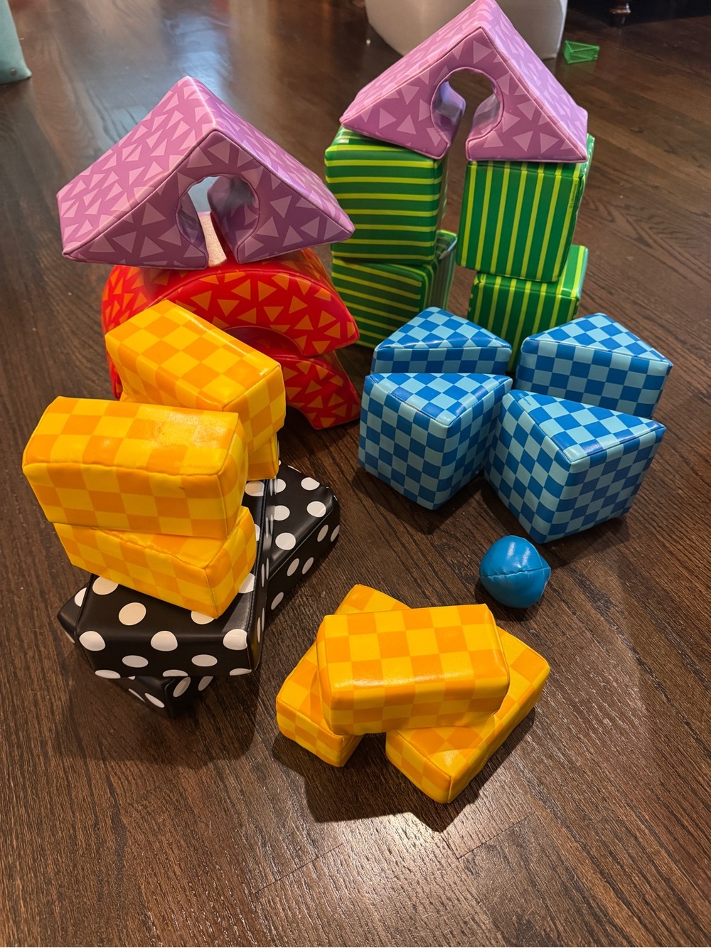 Lakeshore Learning Soft & Safe Learning Blocks
